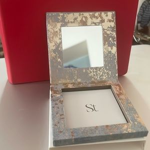 Seint Crushed Velvet square palette